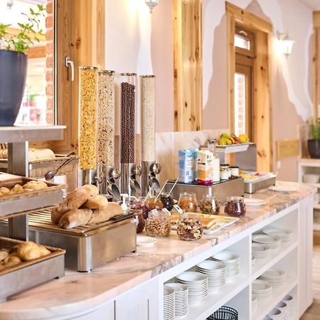 Hotel Kadoor Karlovac Εξωτερικό φωτογραφία