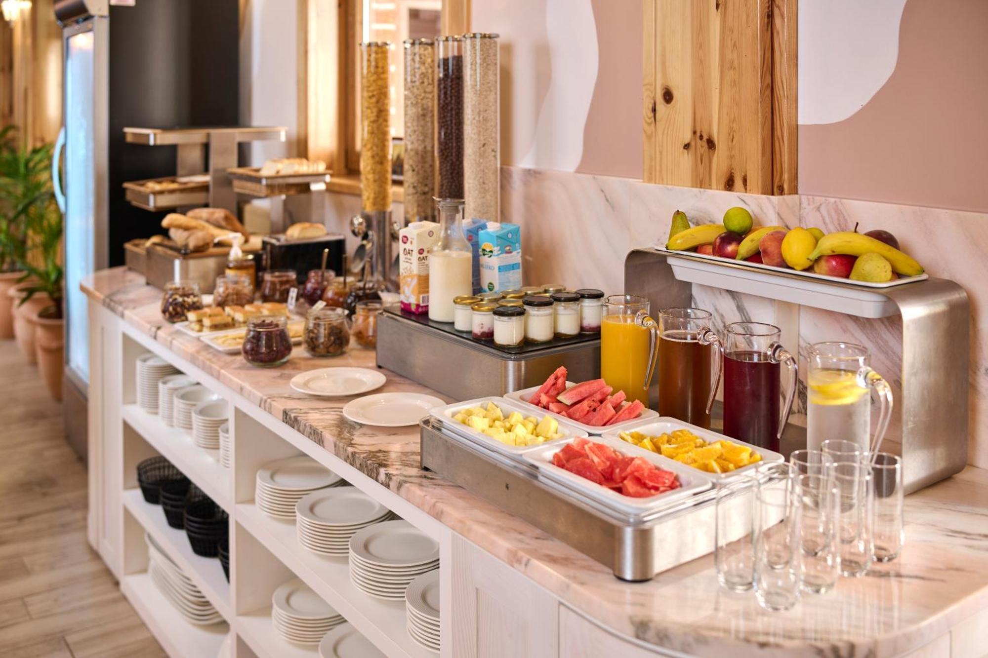 Hotel Kadoor Karlovac Εξωτερικό φωτογραφία
