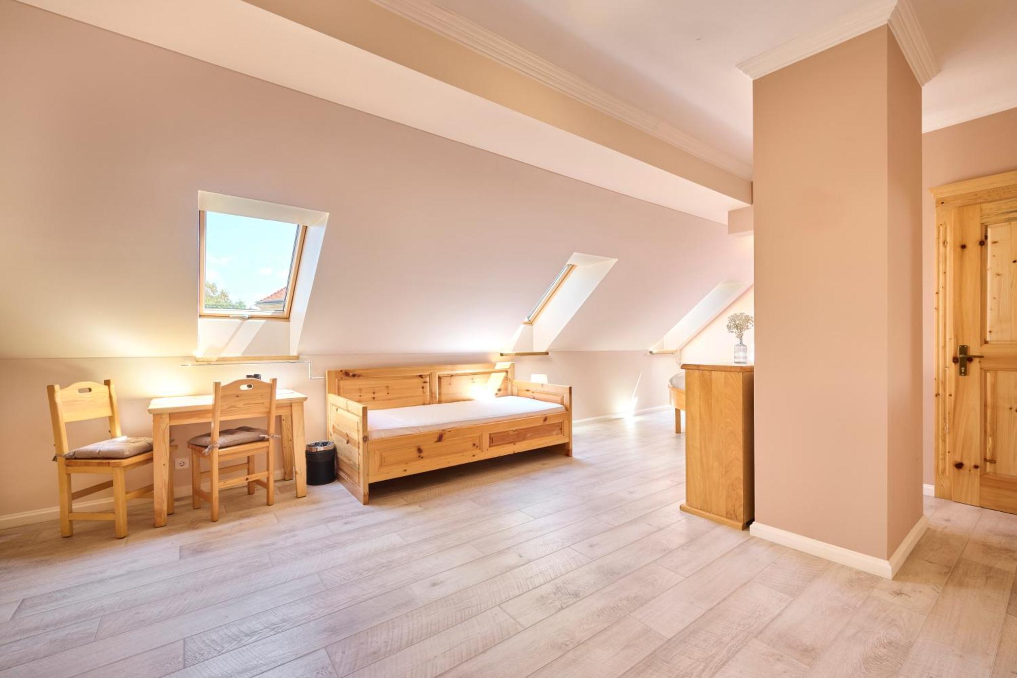 Hotel Kadoor Karlovac Εξωτερικό φωτογραφία